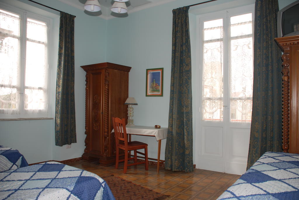 B&B Casettazzurri Reggio Calabria Room photo